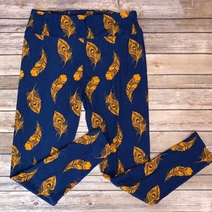 LuLaRoe leggings peacock feathers TC